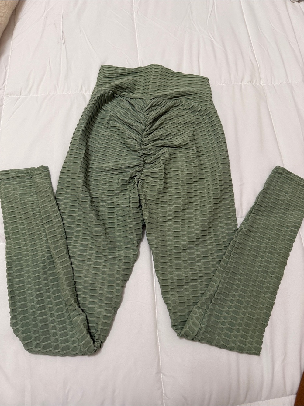 Society Olive Green Textured High-Waist Scrunch Leggings